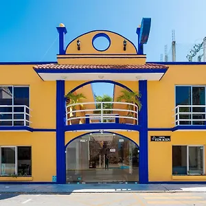 2* Отель Yumkiin - Cerca Del Ferry Y Terminal Ado